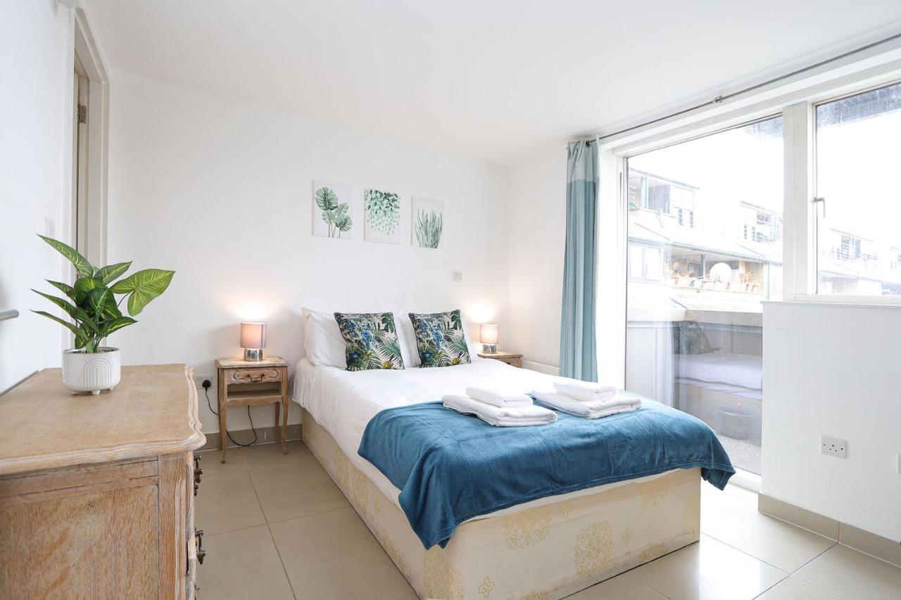 2-bed 2-bath Flat Around The Corner From Portobello Market Апартаменты